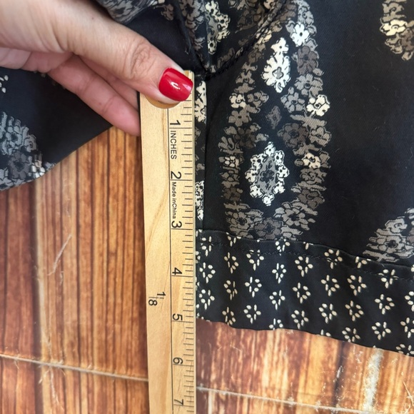 Knox Rose Women’s Cotton Blend Paisley High Waist Chino Shorts Charcoal Sz Large - Picture 6 of 8